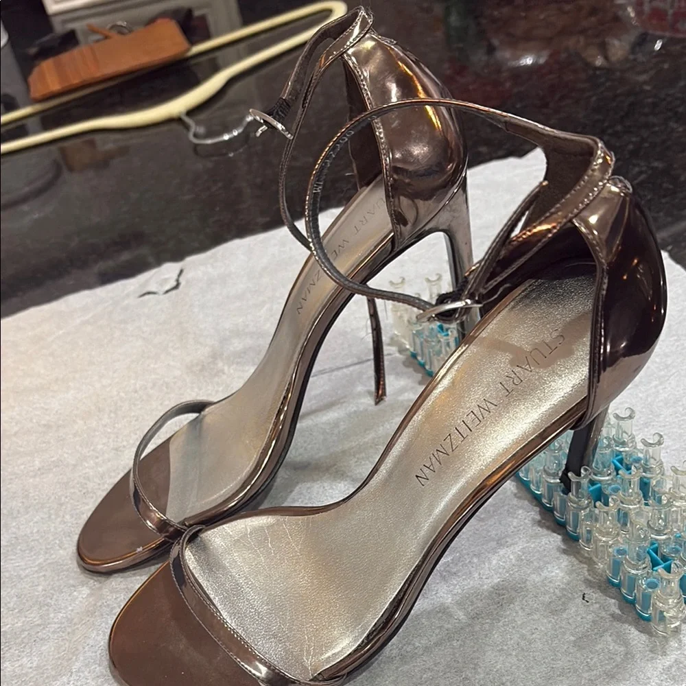 Stuart Weitzman metallic 4 in  Heels Elegant Design - Picture 2 of 3